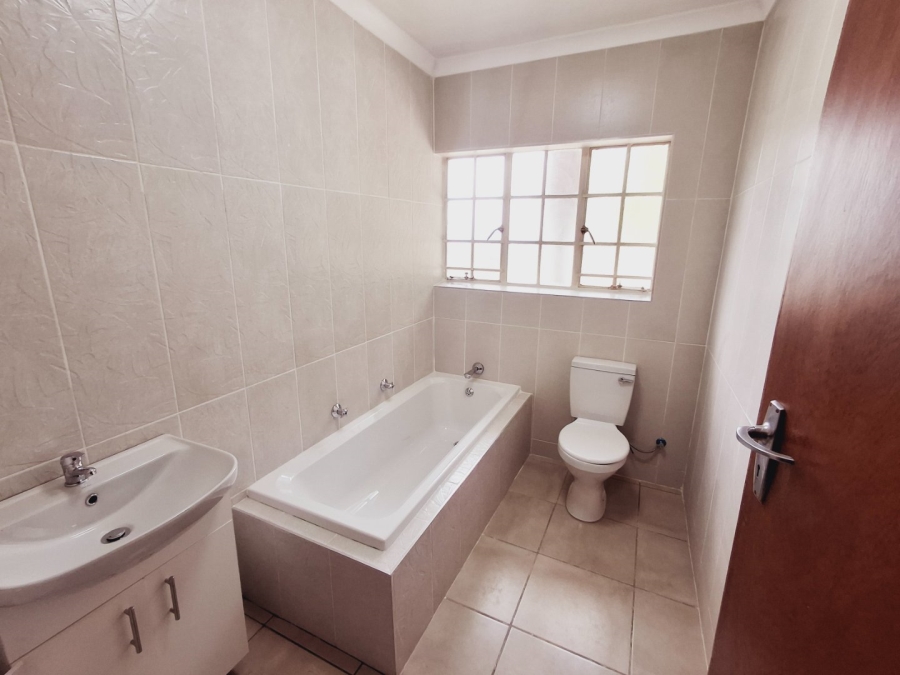 3 Bedroom Property for Sale in Vaalpark Free State